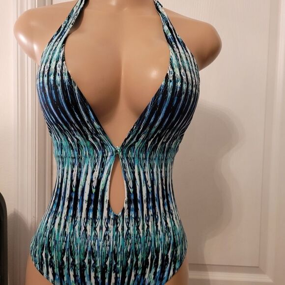 BAR III WOMEN'S PRINTED PLUNGE INDIGO LACE-UP ONE-PIECE SWIMSUIT - Picture 14 of 15